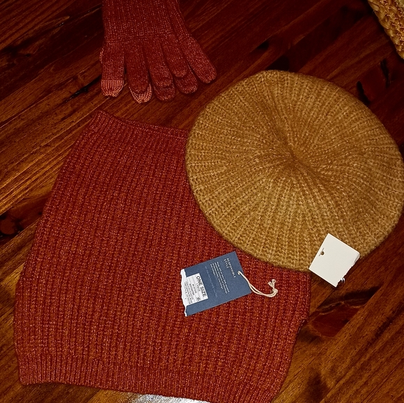 NWT* 2-PIECE SHAKER RIBBED SNOOD & GLOVES SET! - Picture 9 of 9